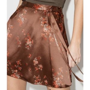 NWT Reformation 100% Silk Floral Mini Skirt Size 10